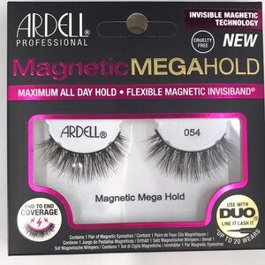 Ardell Megahold Magnetic Eyelashes one pair 054
